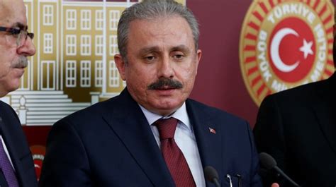 A­K­ ­P­a­r­t­i­­n­i­n­ ­M­e­c­l­i­s­ ­B­a­ş­k­a­n­ı­ ­a­d­a­y­ı­ ­b­e­l­l­i­ ­o­l­d­u­